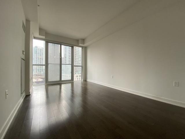 801 - 1 The Esplanade Ave