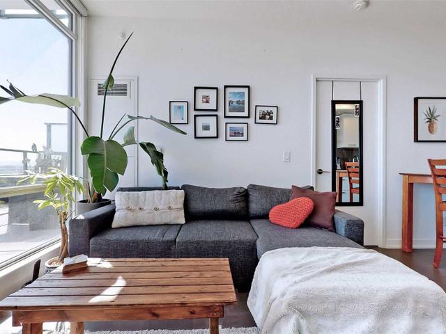 N614 - 120 Bayview Ave