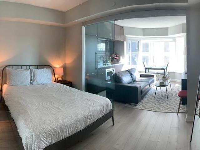 1812 - 155 Yorkville Ave