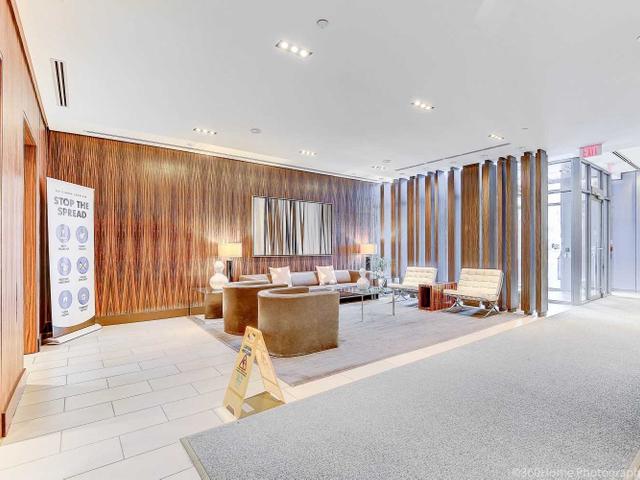 2903 - 33 Lombard St