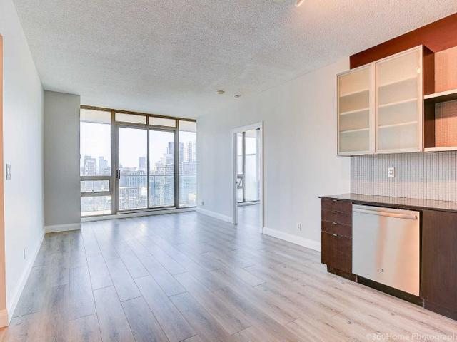 2903 - 33 Lombard St