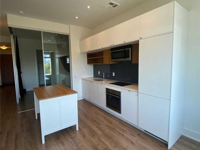 517 - 111 St Clair Ave W