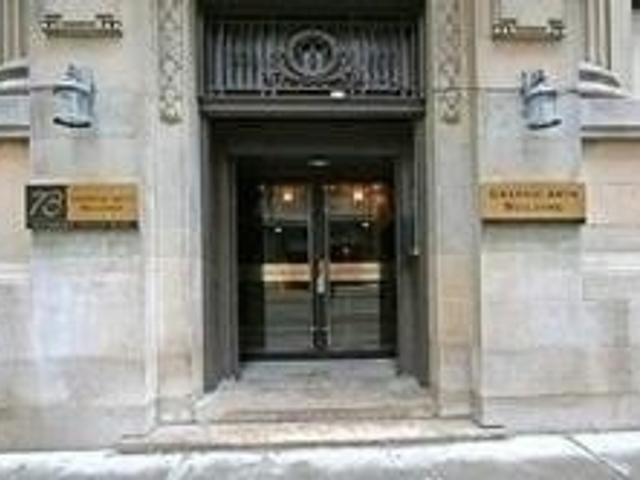 404 - 73 Richmond St W
