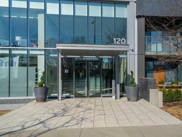 S409 - 120 Bayview Ave