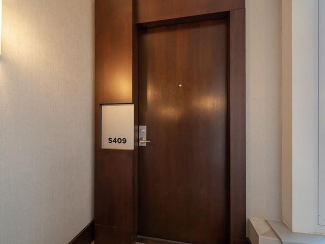 S409 - 120 Bayview Ave