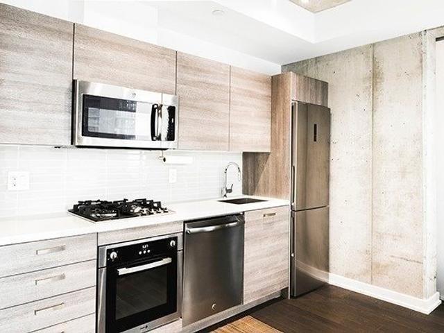 2801 - 11 Charlotte St