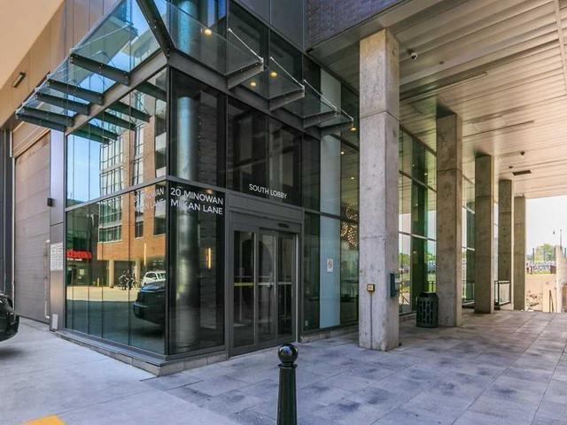 1711 - 20 Minowan Miikan Lane