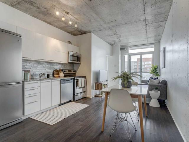 1814 - 150 Sudbury St