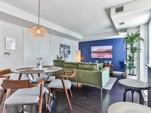 2102 - 80 Western Battery Rd