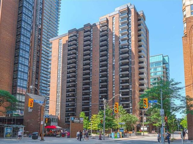 209 - 57 Charles St W