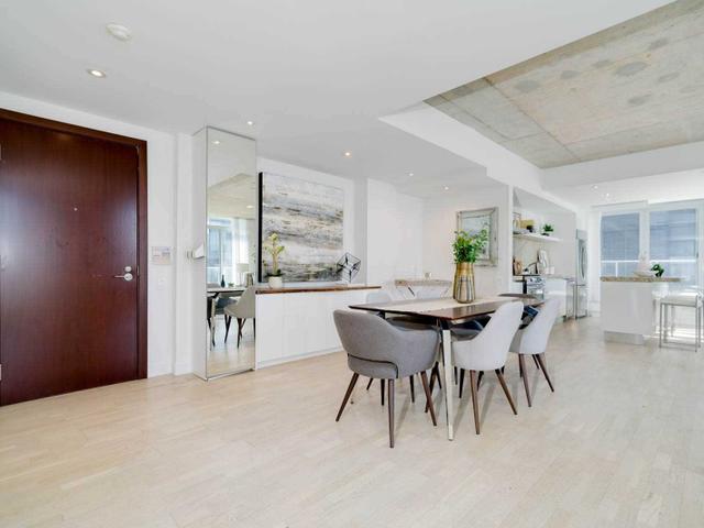 1009 - 75 Portland St