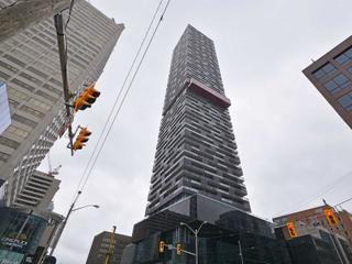 3010 - 8 Eglinton Ave E