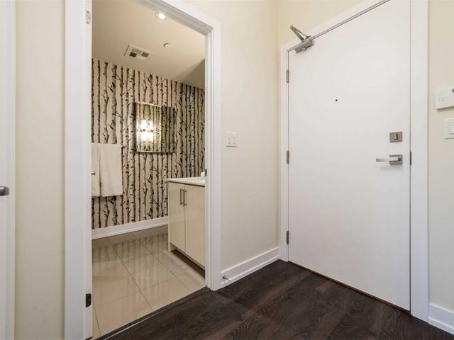 407 - 75 The Donway West