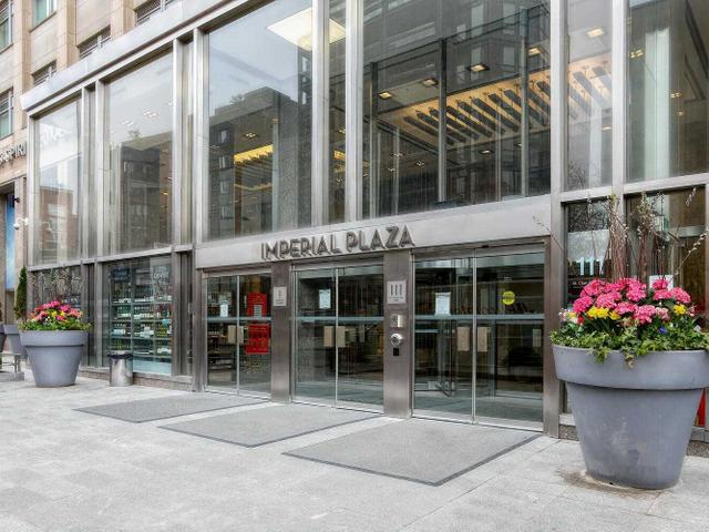 507 - 111 St Clair Ave W