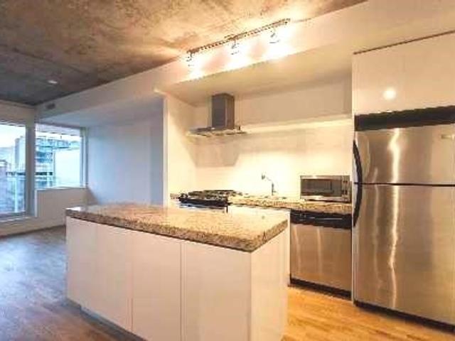 711 - 75 Portland St