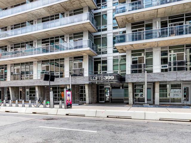 202 - 399 Adelaide St W