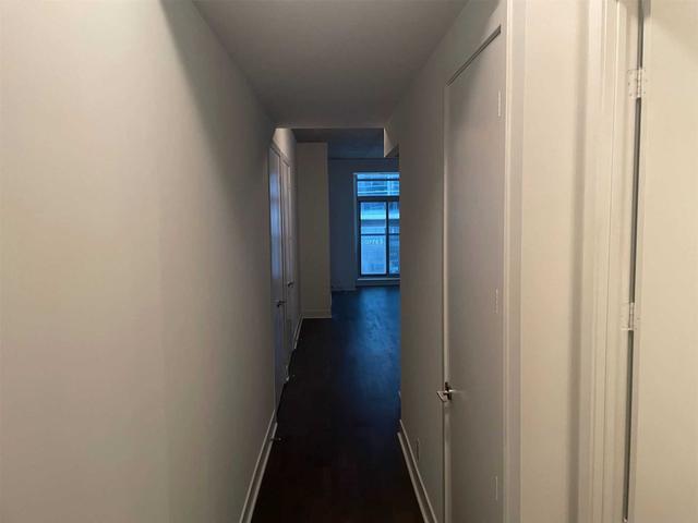 215 - 399 Adelaide St W