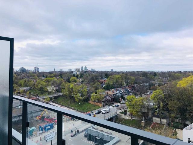 1022 - 8 Hillsdale Ave E