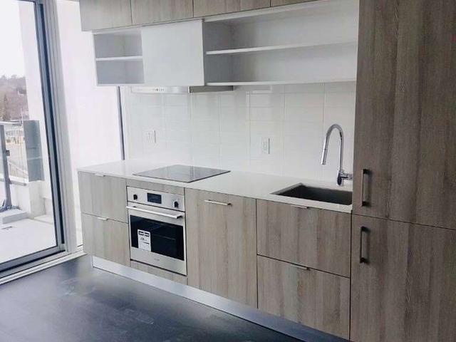 1022 - 8 Hillsdale Ave E