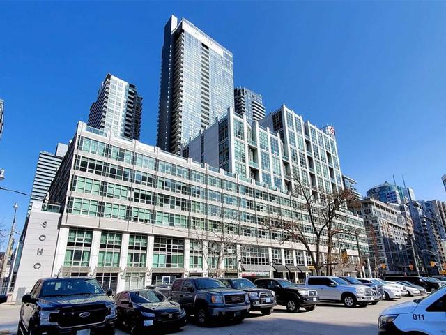 LPH08 - 36 Blue Jays Way