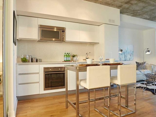 725 - 20 Minowan Miikan Lane