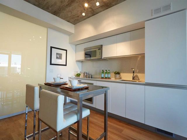 725 - 20 Minowan Miikan Lane