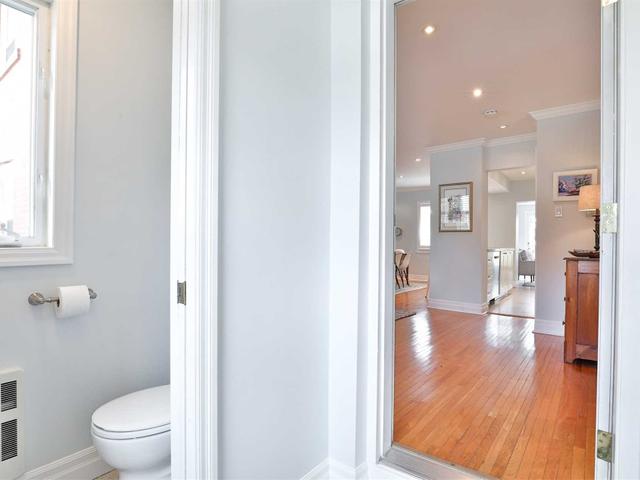 523 Davisville Ave