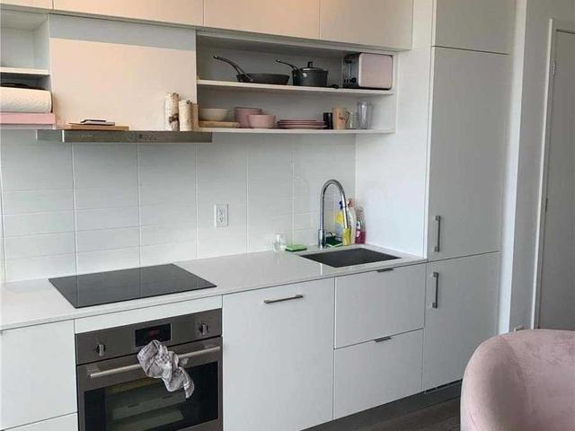 1019 - 8 Hillsdale Ave