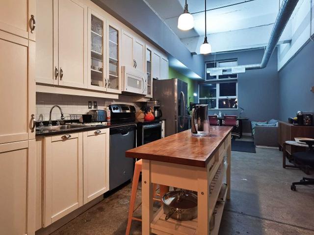 836 - 155 Dalhousie St