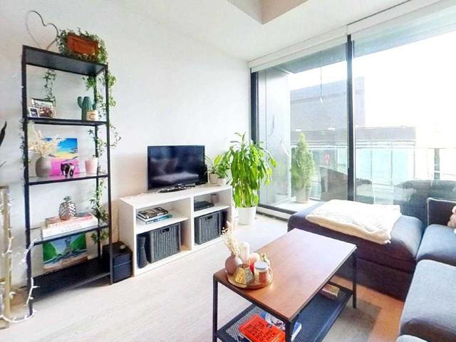 1108 - 629 King St W