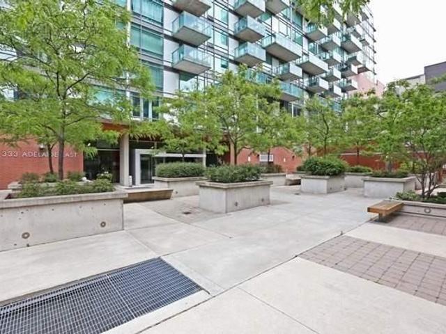 528 - 333 Adelaide St E