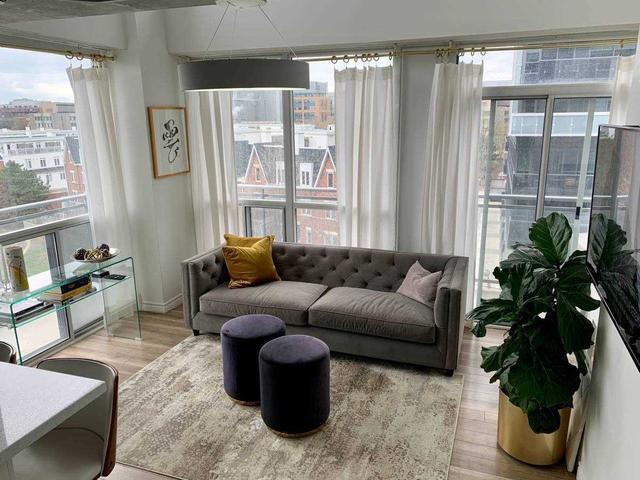 608 - 1029 King St W