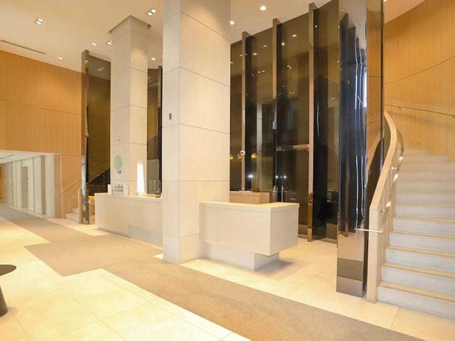 307 - 120 Harrison Garden Blvd