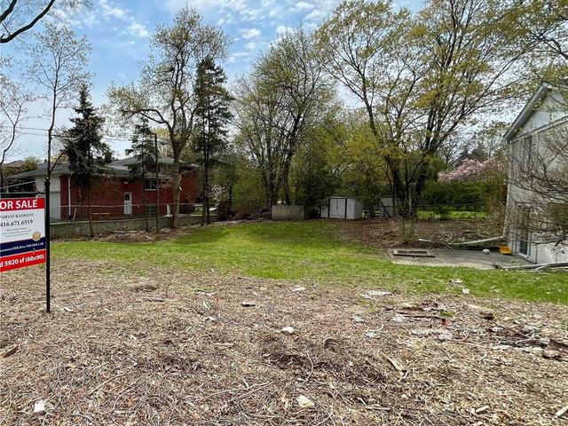 168 Maxome Ave