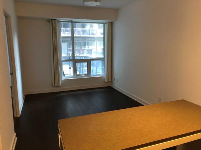 437 - 1030 King St W