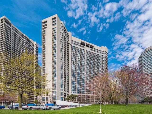 2405 - 33 Harbour Sq