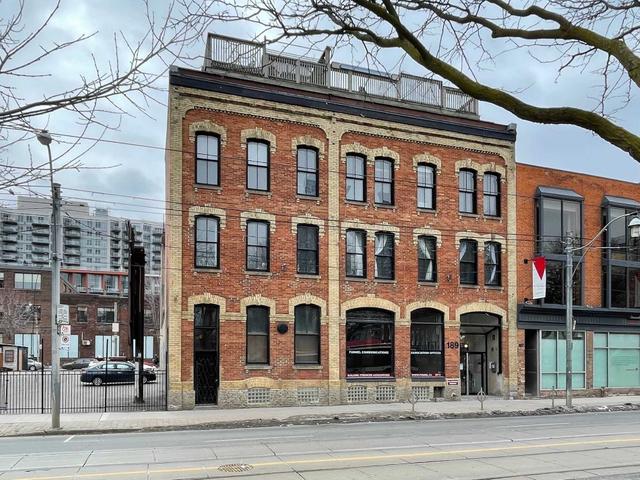3 - 189 Queen St E