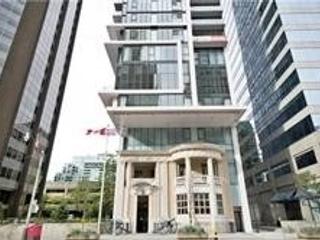 2705 - 426 University Ave