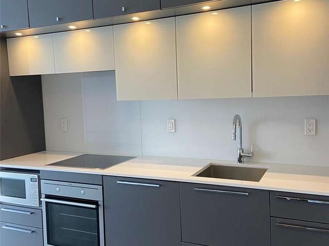 1907 - 15 Grenville St