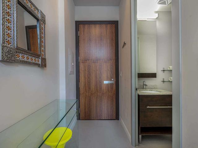 220 - 500 Sherbourne St