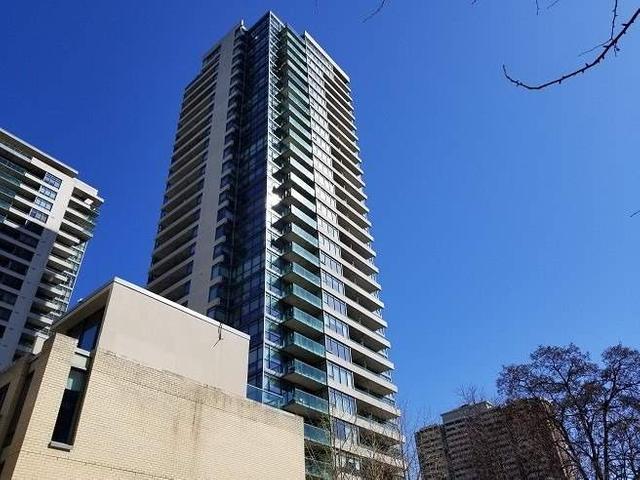 1902 - 281 Mutual St