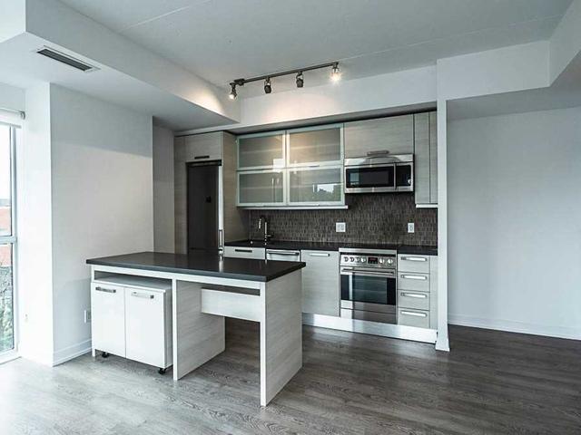 411 - 1205 Queen St W