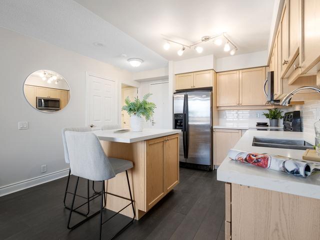 1319 - 80 Harrison Garden Blvd