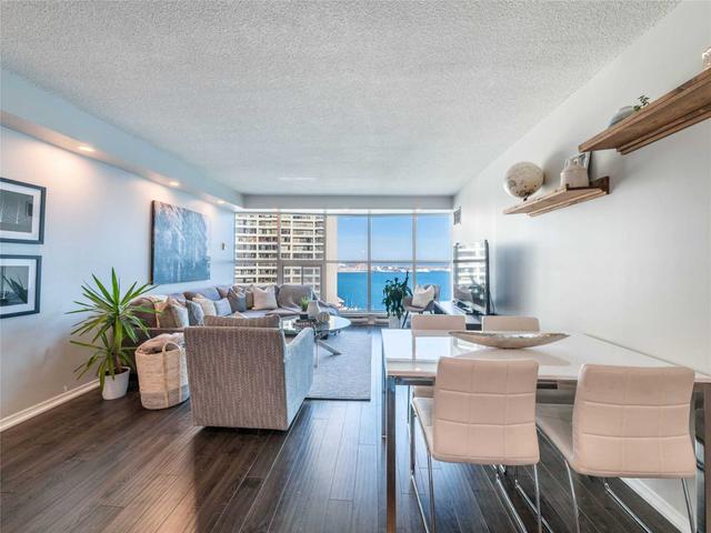 2306 - 99 Harbour Sq