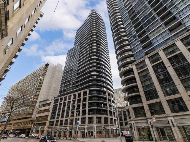 2110 - 25 Carlton St