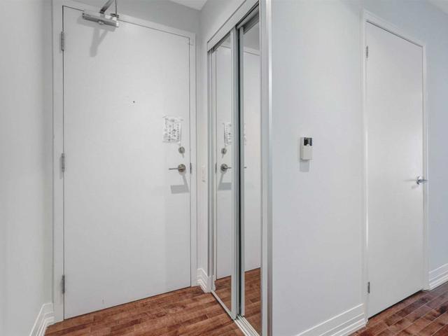 2110 - 25 Carlton St