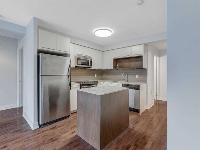 2110 - 25 Carlton St