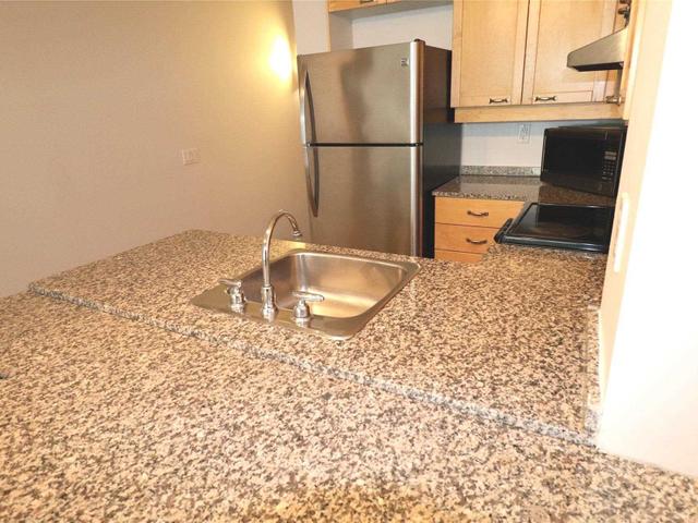 PH37 - 155 Dalhousie St