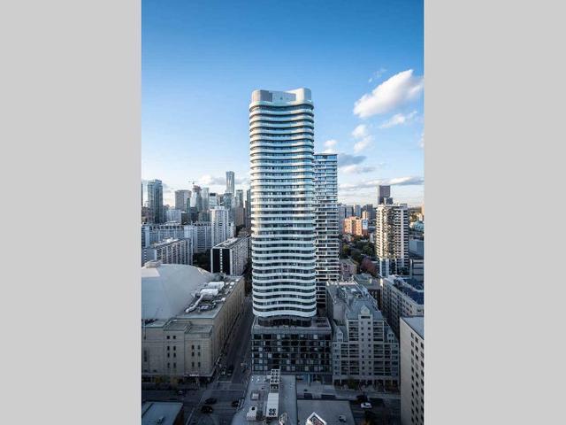 4008 - 403 Church St