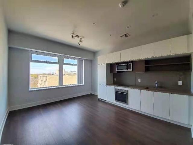 723 - 111 St Clair Ave W